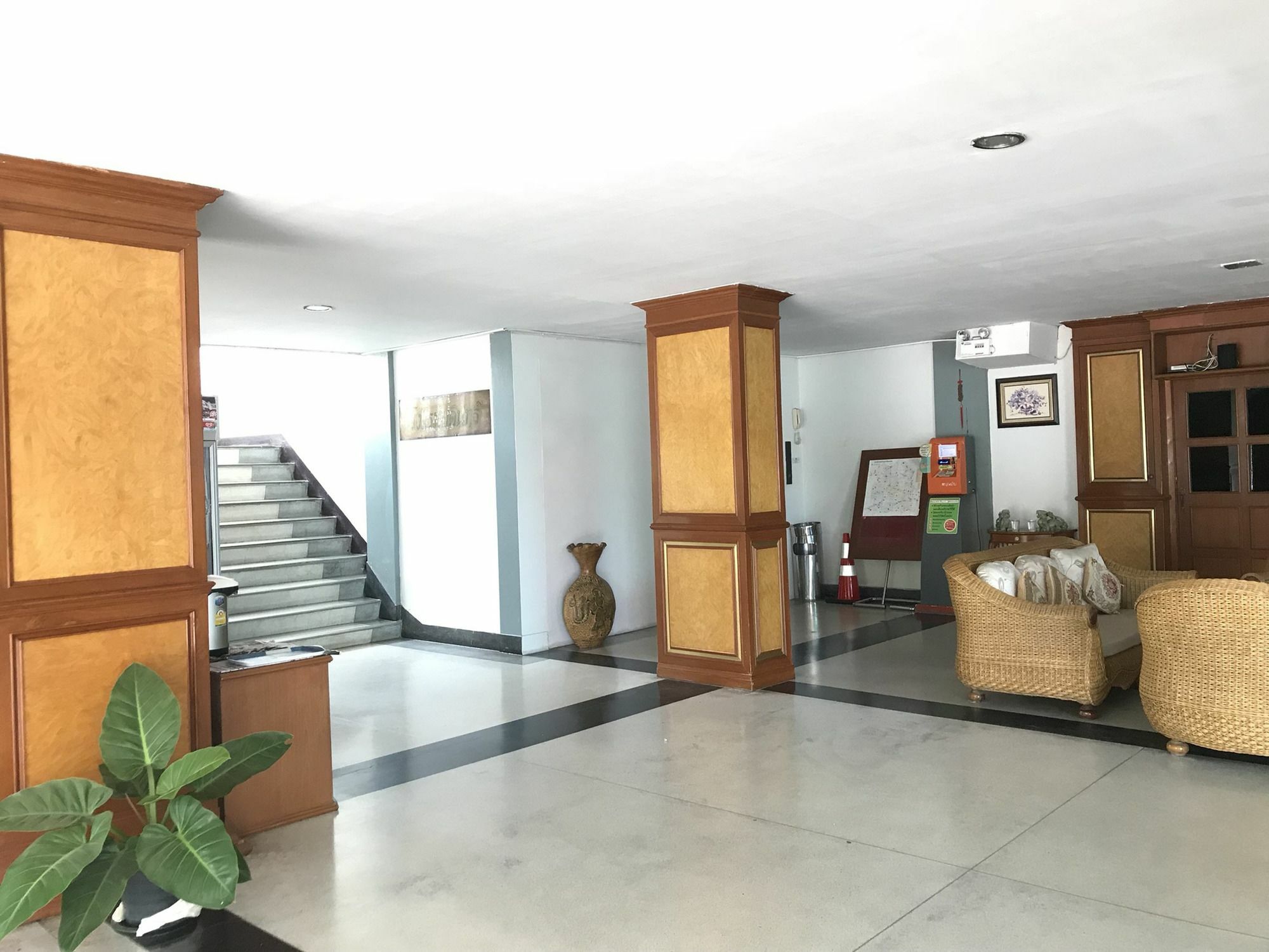Bordin Hotel Ubon Ratchathani Exterior photo
